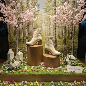 Cream Leather Mid-Heel Ankle Boots